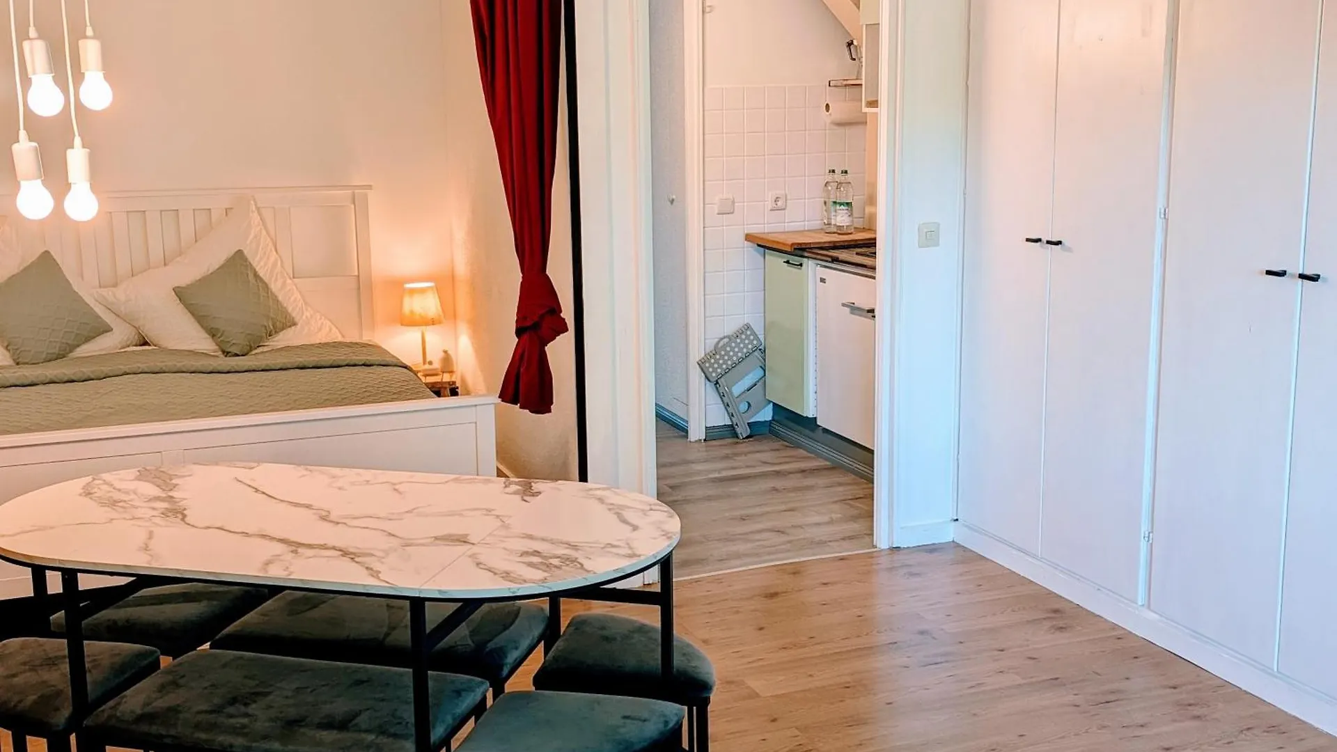 Апартаменты Gemuetliche Ferienwohnung In Den Bergen Зигсдорф